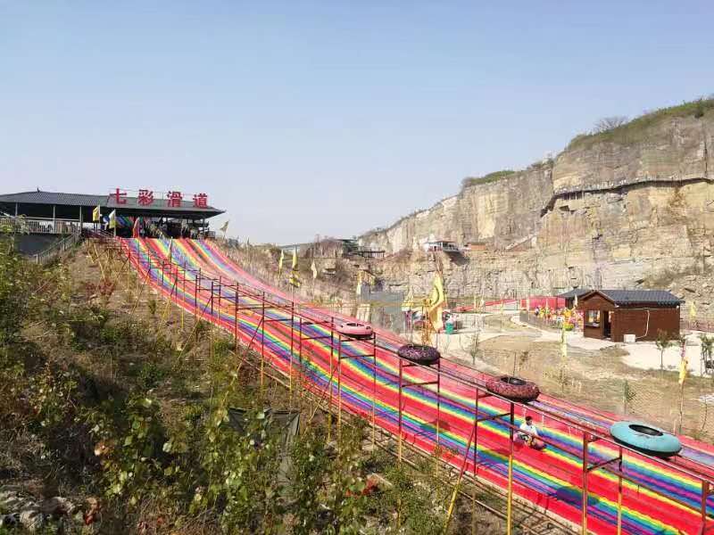 Four Lanes Rainbow Slide Rides for Outdoor Parks